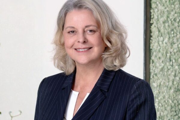 Picture of Anne Maréchal, De Gaulle Fleurance, Pari
