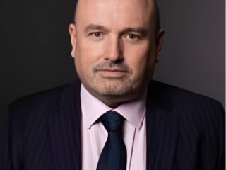 Picture of Robert Macro