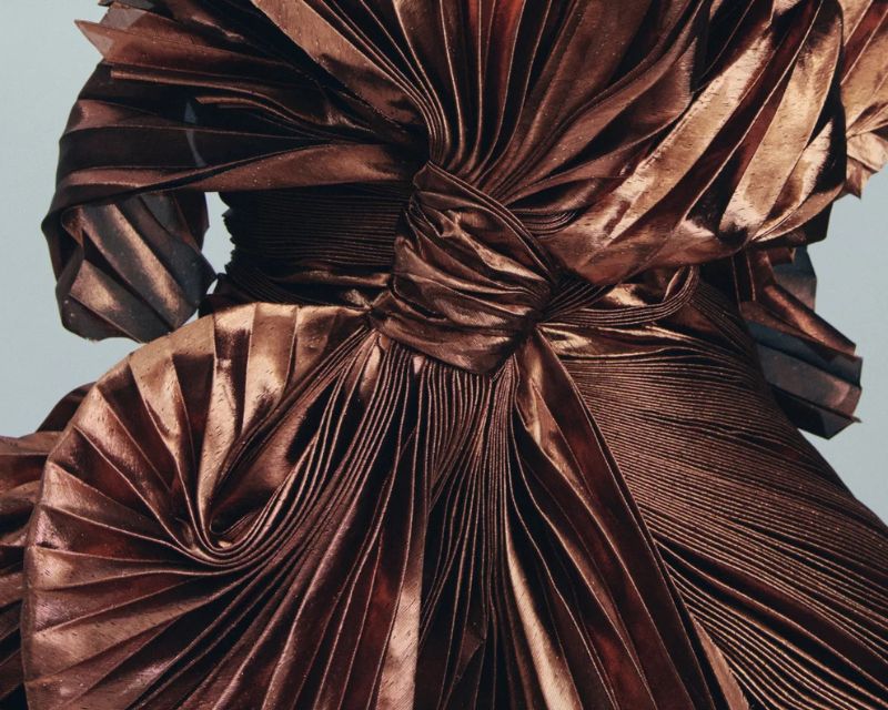 Peter Goddard Dior Haute Couture FW 26/27, elevated first look. Photo: Christian Colomer